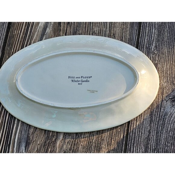 Fitz and Floyd Winter Garden PEACE Oval Platter White w/ Mistletoe 9 1/2" X 6" - Picture 6 of 7